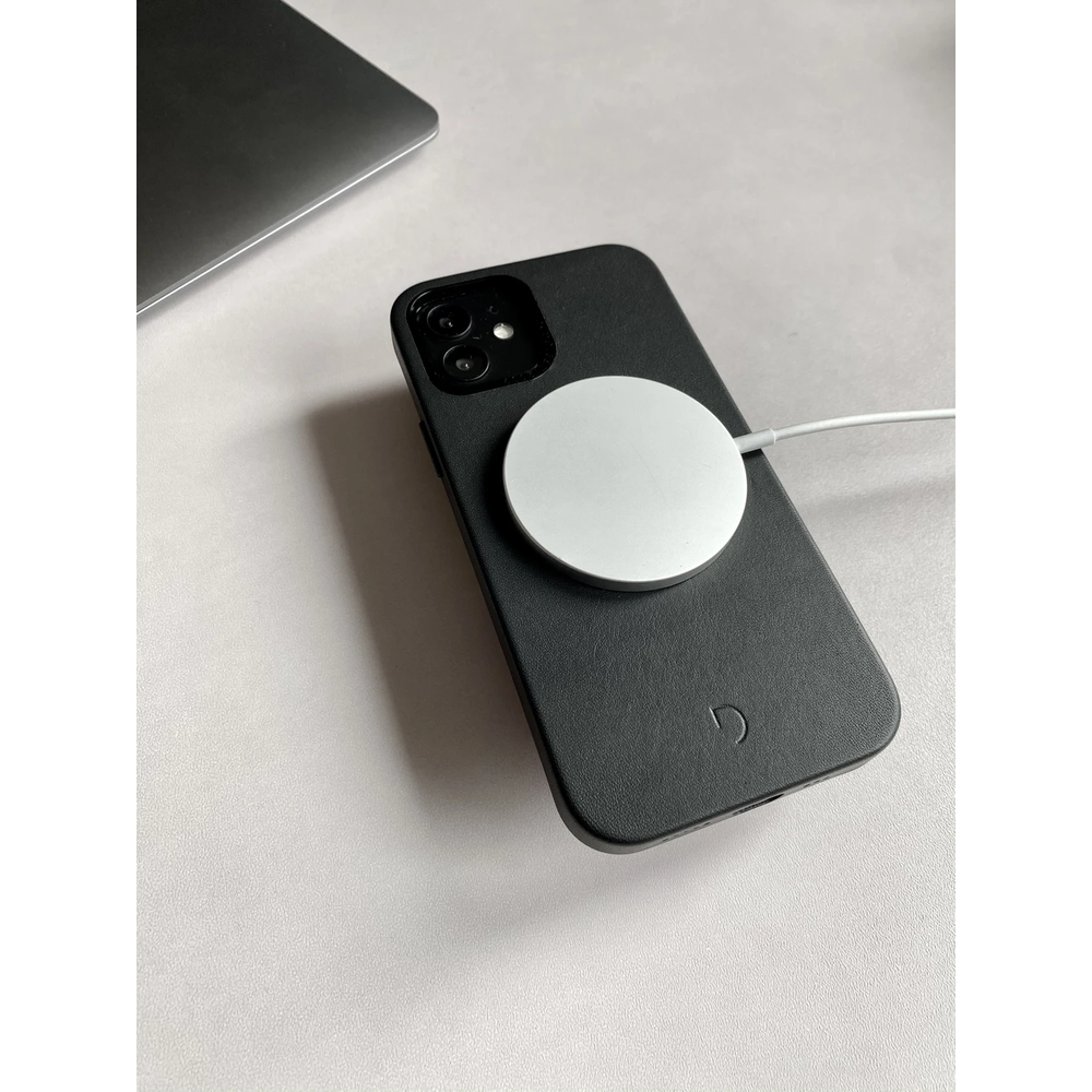 Чехол Decoded Leather Backcover - MagSafe для iPhone 12/12 Pro, кожа, черный